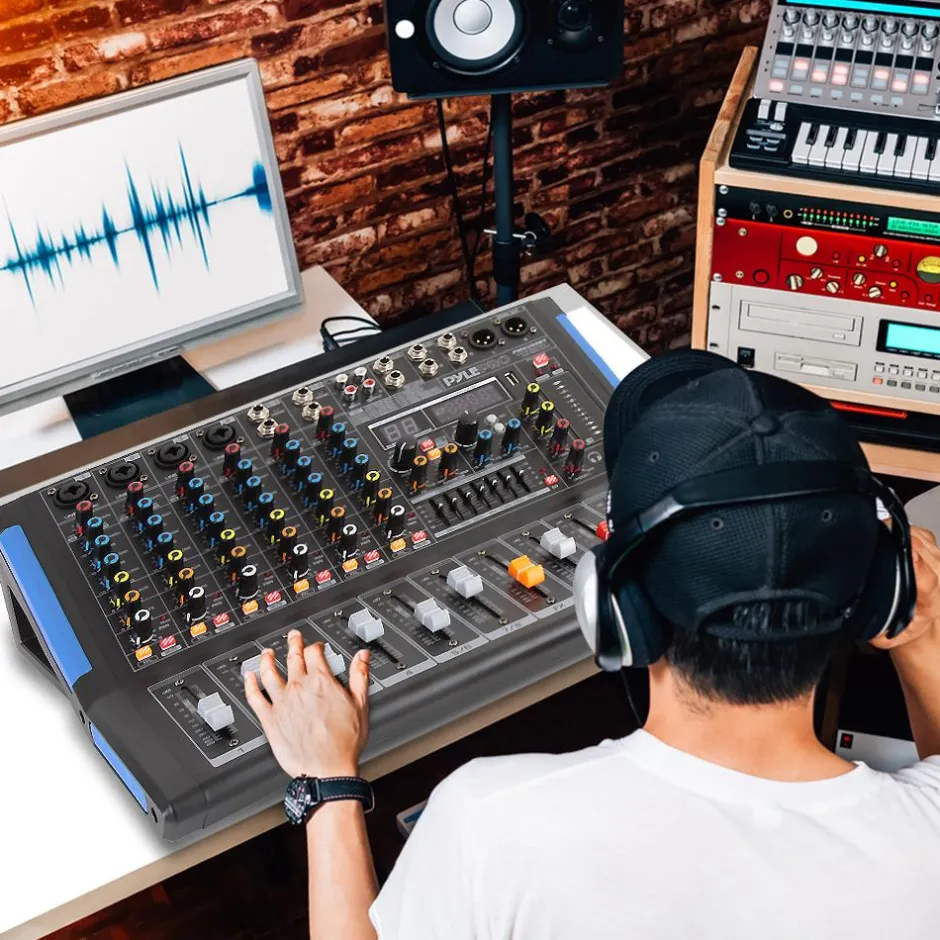 8-Channel Bluetooth DJ Mixer - Pro Sound, USB Recording, 7-Band EQ<Pyle Online