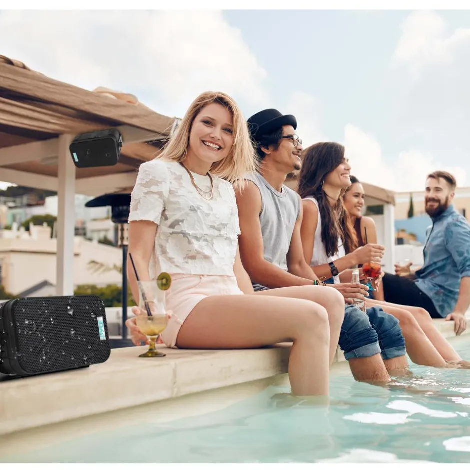 Waterproof Outdoor Speaker System, 5.25" Woofer, Heavy Duty, Black<Pyle
